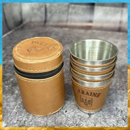 Набір чарок Україна 4шт у чохлі 75 мл Набір чарок Україна 4шт у чохлі 75 мл