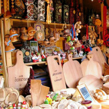 Українські сувеніри та атрибутика